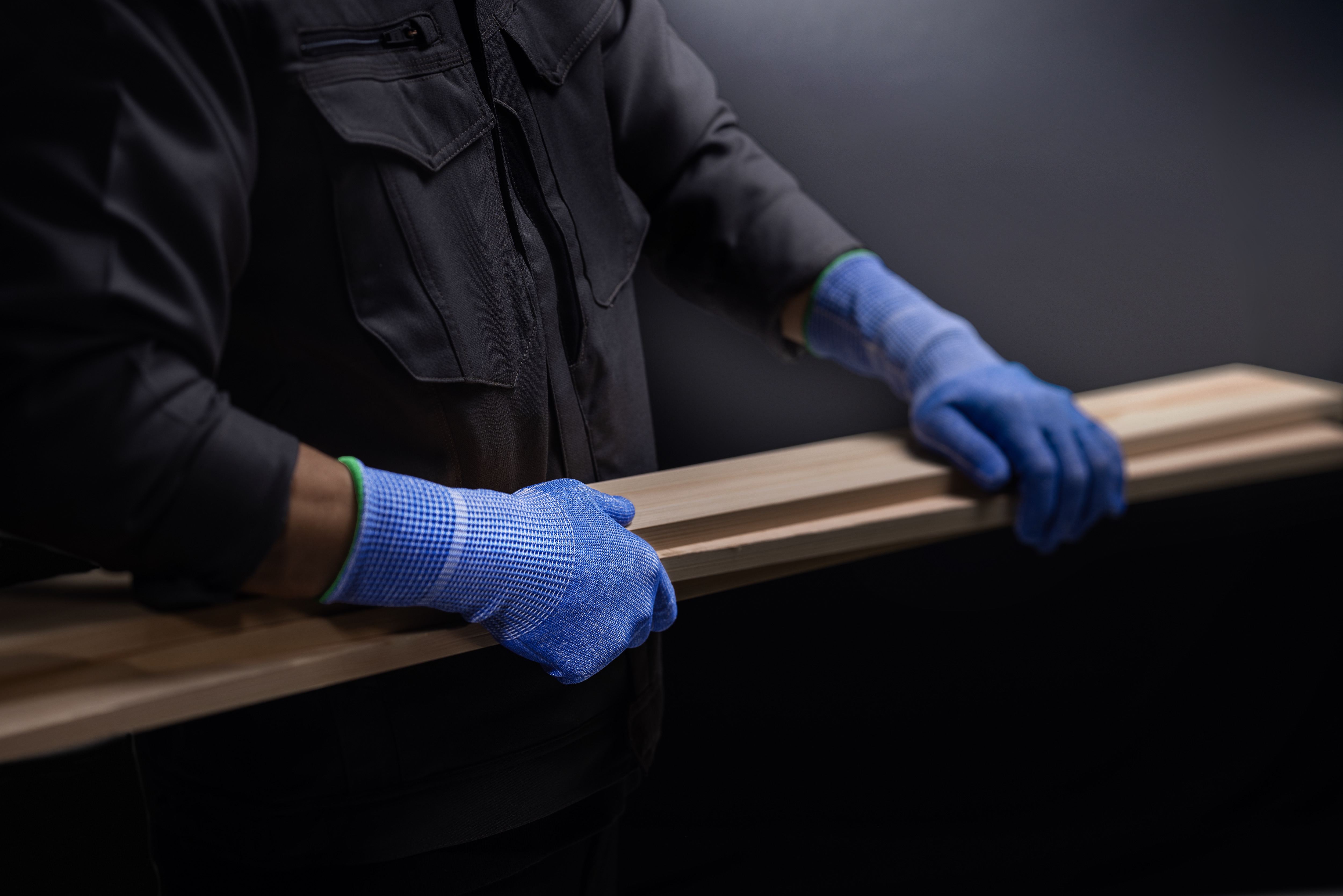 No.658 耐切創カットバリア 13G ブルー バサルトロング ノンコート